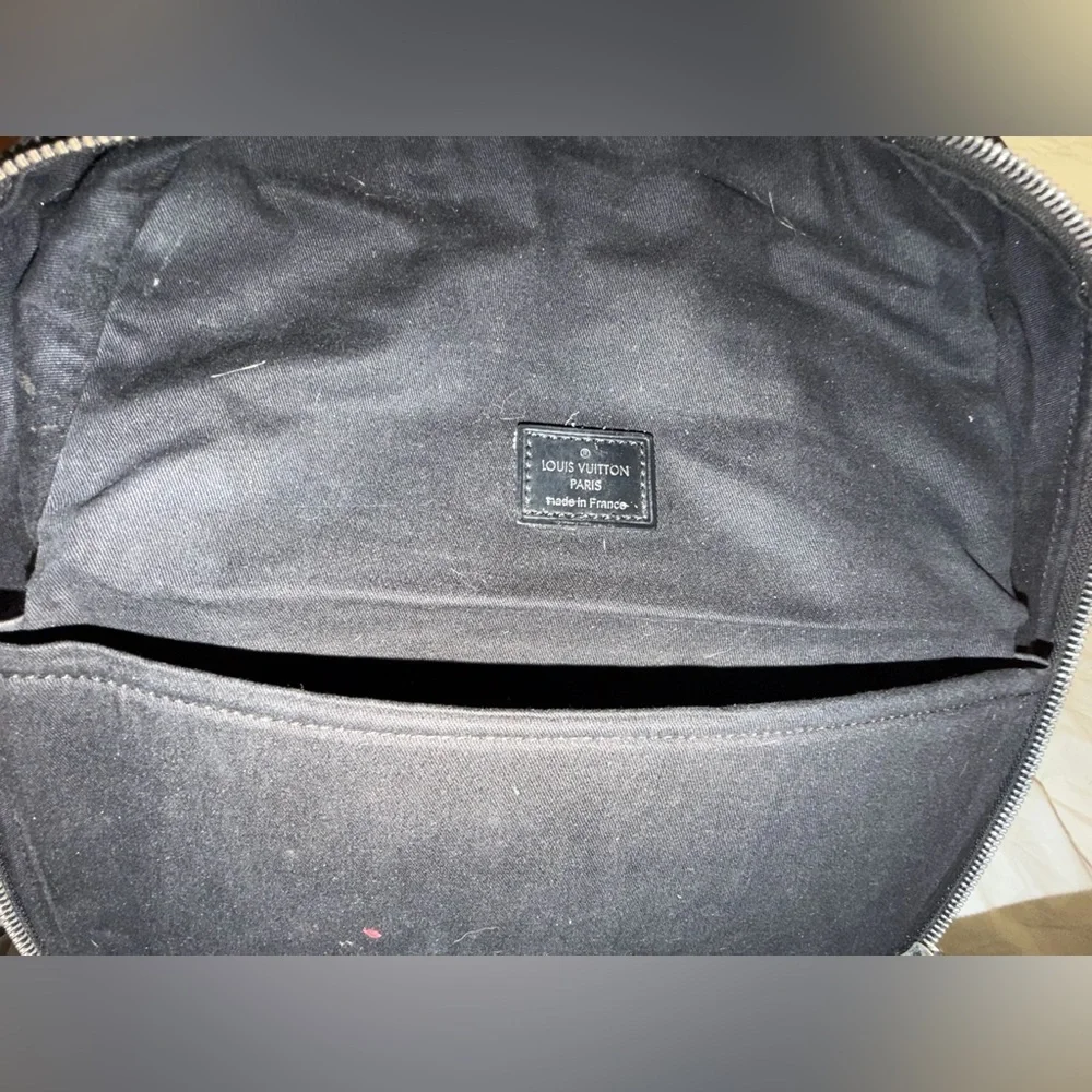 Louis Vuitton Michael Damier canvas backpack five interior pockets black /gray